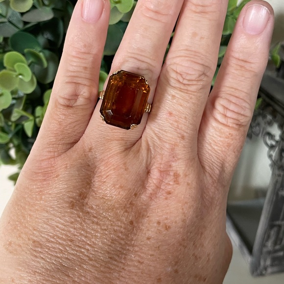 Vintage Avon Large Smoky Lustre Brown Orange Topaz Faux 1970s size 8.5 Goldtone - Picture 6 of 8